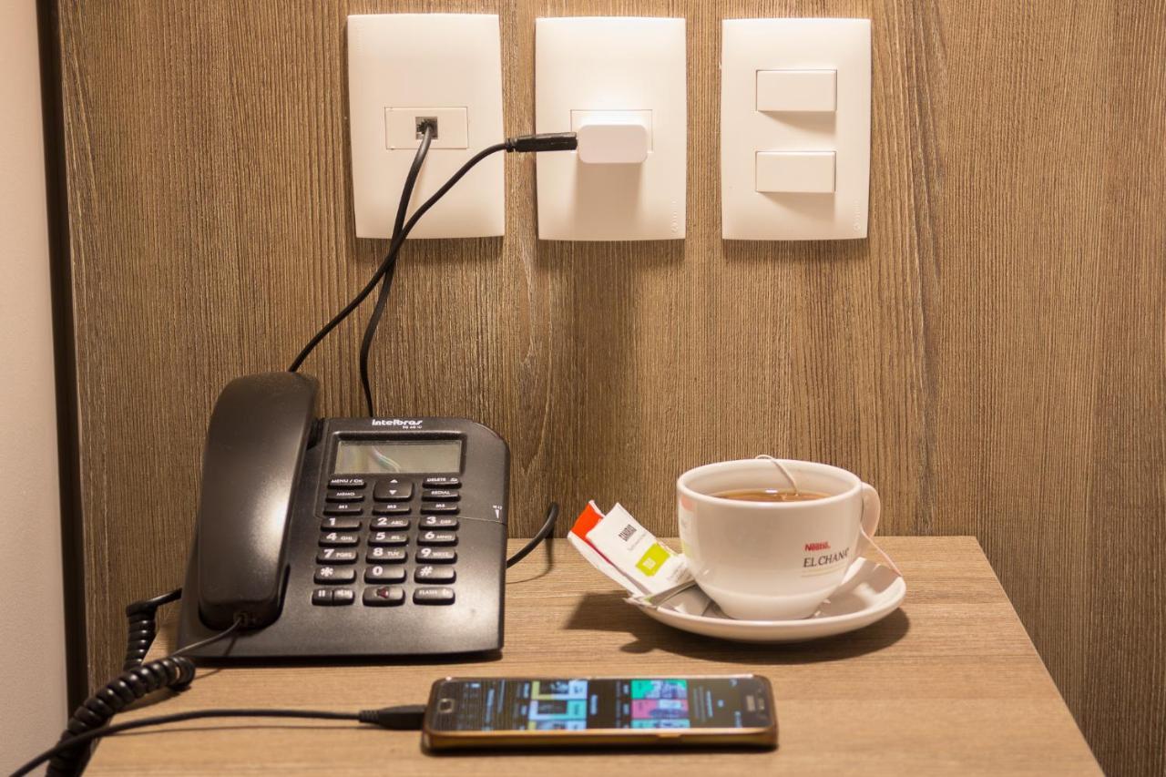 מונטווידאו Hotel Ciudadano Suites מראה חיצוני תמונה